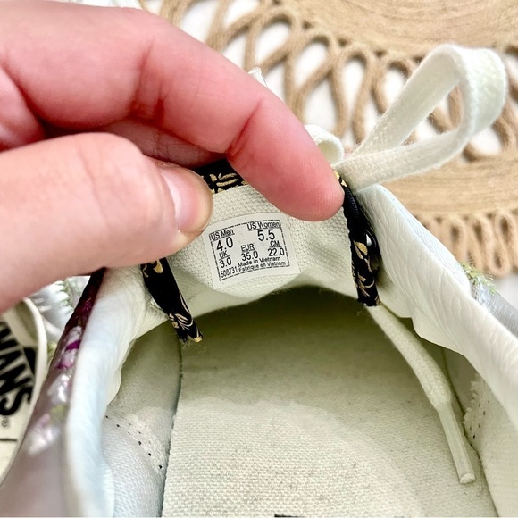Vans Brocade Era Sneakers in Patchwork Size 5.5 - Picture 8 of 10